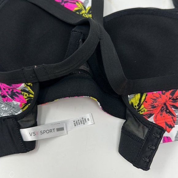 Victoria's Secret VSX White Floral Angel Sports Bra - Picture 7 of 9